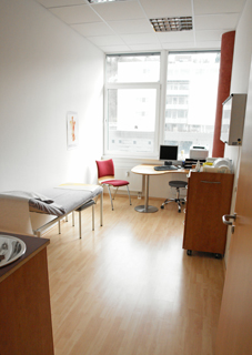 Orthop&auml;die-Praxis Dr. Hammer - Stuttgart - Untersuchungszimmer